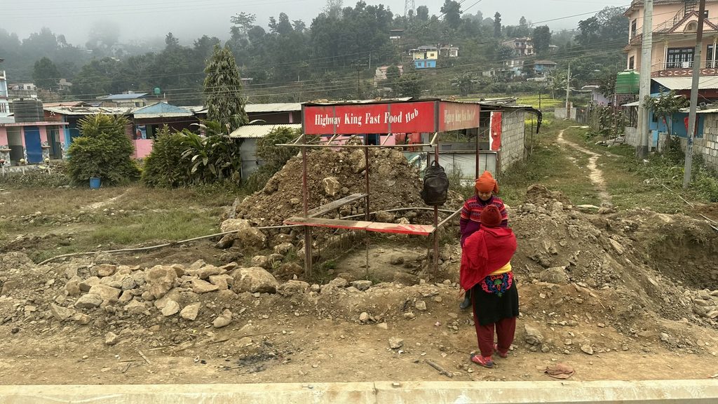 le case del Nepal sulla strada tra chitwan e pokhara